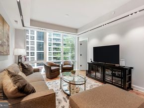 1781 N Pierce Street 303, Arlington VA 22209