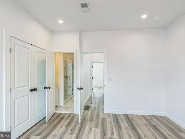 1526 W Seybert Street, Philadelphia PA 19121