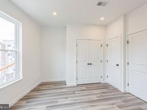 1526 W Seybert Street, Philadelphia PA 19121