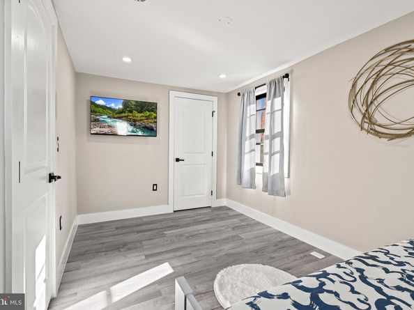 124 W Master Street, Philadelphia PA 19122