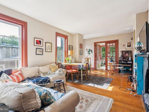 4310 Pine Street, Philadelphia PA 19104