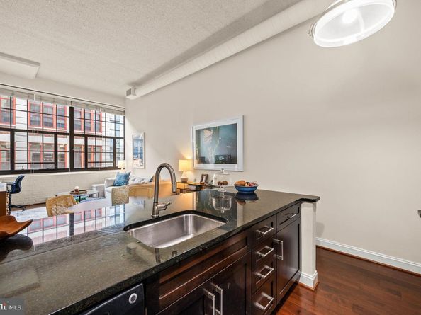 2429 Locust Street 409, Philadelphia PA 19103