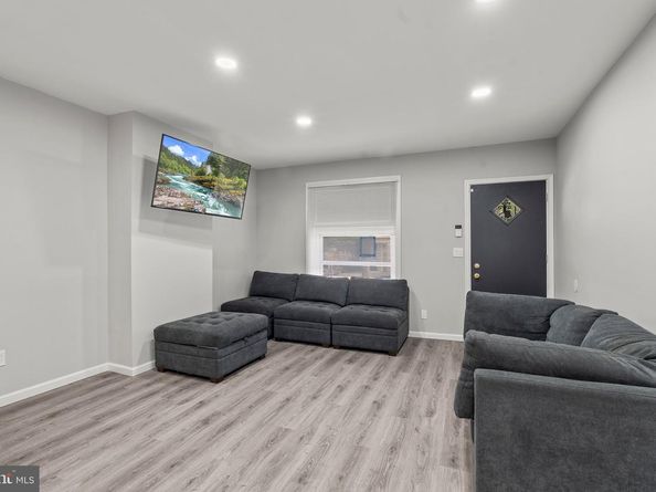 4928 Florence Avenue, Philadelphia PA 19143