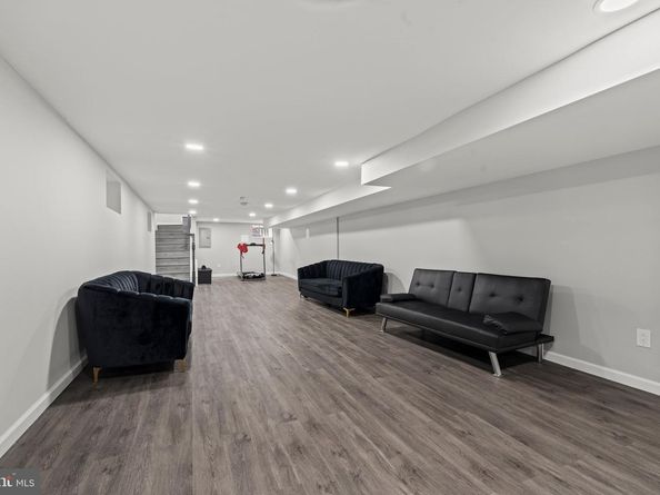 4928 Florence Avenue, Philadelphia PA 19143