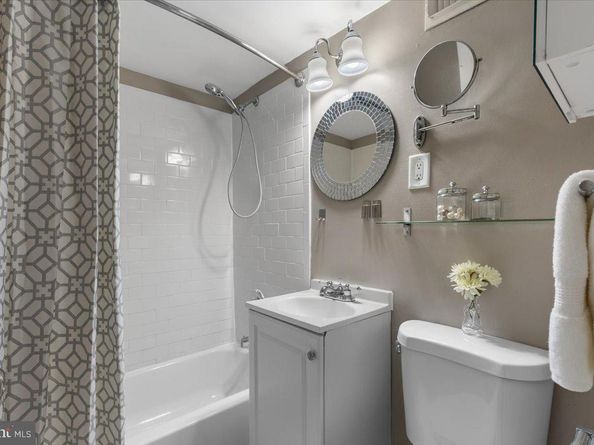3901 Tunlaw Road NW 202, Washington DC 20007