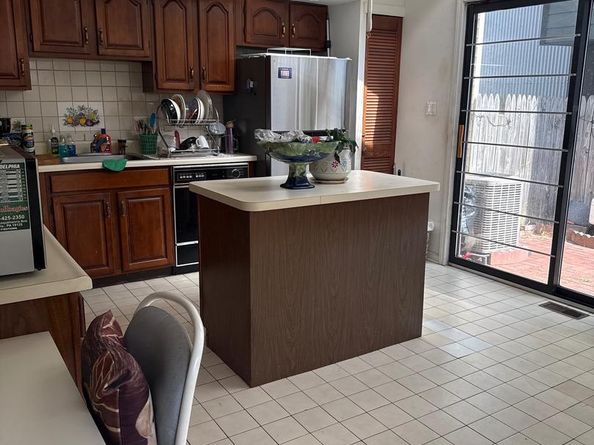 949 N Orianna Street, Philadelphia PA 19123
