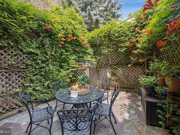 1827 Phelps Place NW, Washington DC 20008