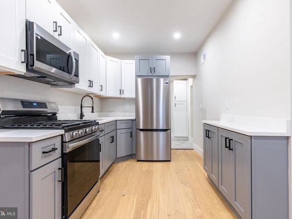 2433 W Seybert Street, Philadelphia PA 19121