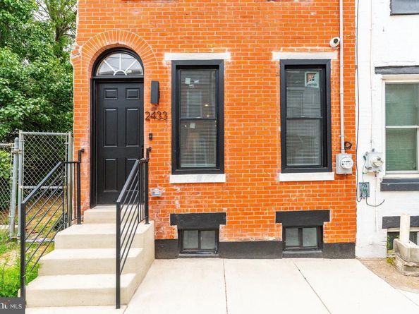 2433 W Seybert Street, Philadelphia PA 19121