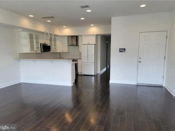 1219 Noble Street, Philadelphia PA 19123