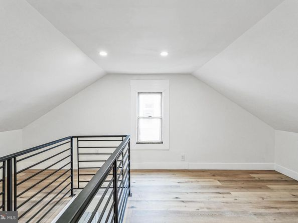 135 E Pleasant Street, Philadelphia PA 19119