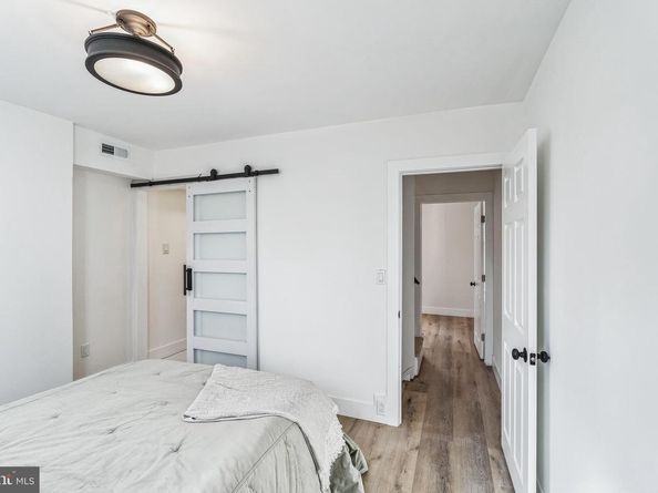 135 E Pleasant Street, Philadelphia PA 19119