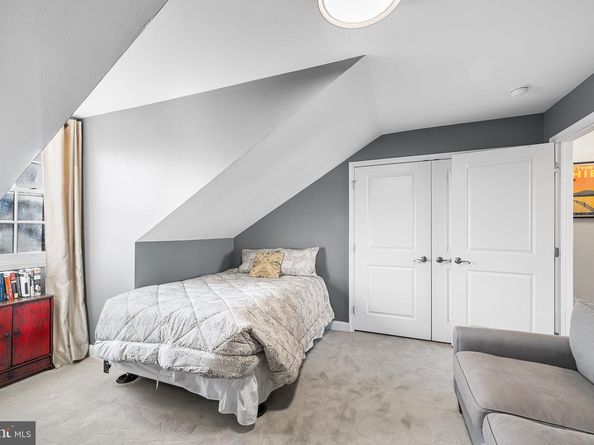 1023 Clinton Street 306, Philadelphia PA 19107