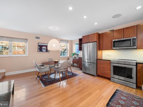 1023 Clinton Street 306, Philadelphia PA 19107