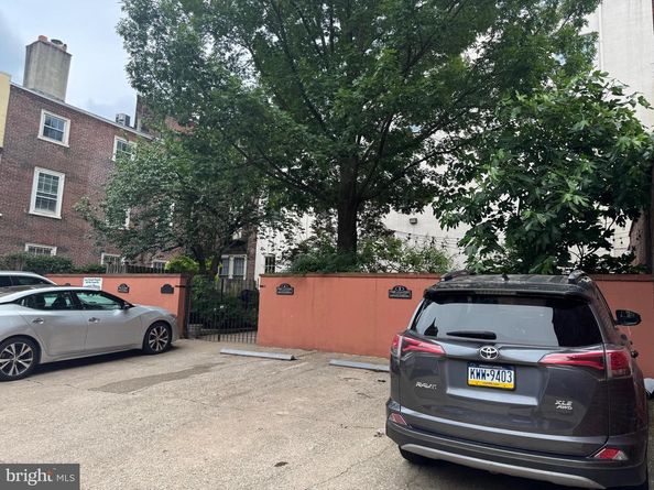 1023 Clinton Street 306, Philadelphia PA 19107