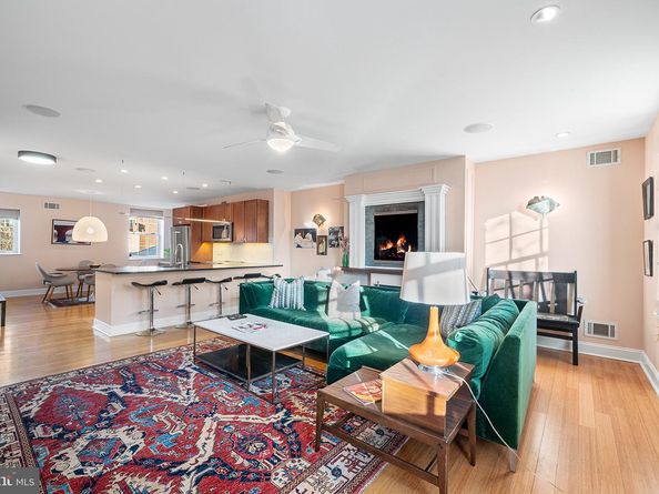 1023 Clinton Street 306, Philadelphia PA 19107