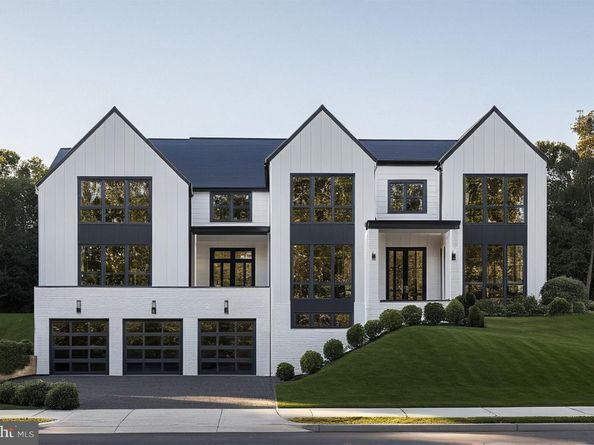 627 Hine Street SE, Vienna VA 22180