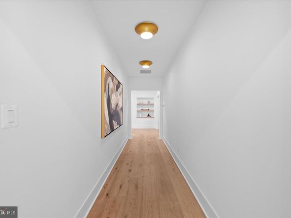 627 Hine Street SE, Vienna VA 22180