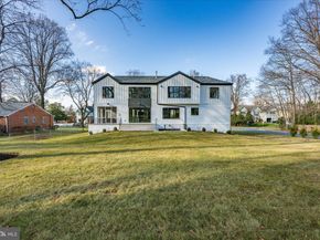 627 Hine Street SE, Vienna VA 22180