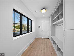 627 Hine Street SE, Vienna VA 22180