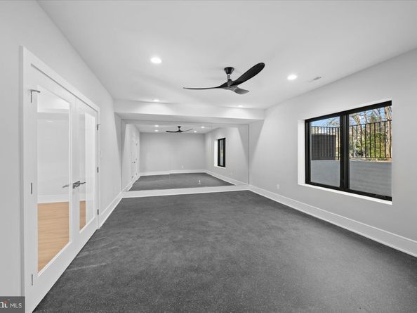 627 Hine Street SE, Vienna VA 22180