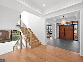 627 Hine Street SE, Vienna VA 22180