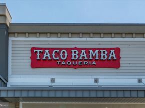 627 Hine Street SE, Vienna VA 22180