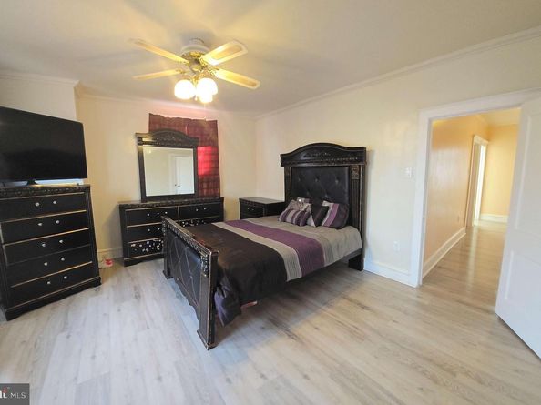 6831 Oakley Street, Philadelphia PA 19111