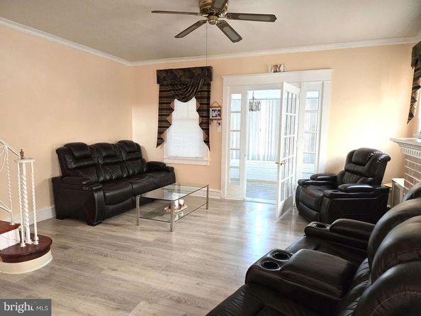 6831 Oakley Street, Philadelphia PA 19111