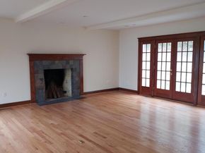900 28TH Street S, Arlington VA 22202
