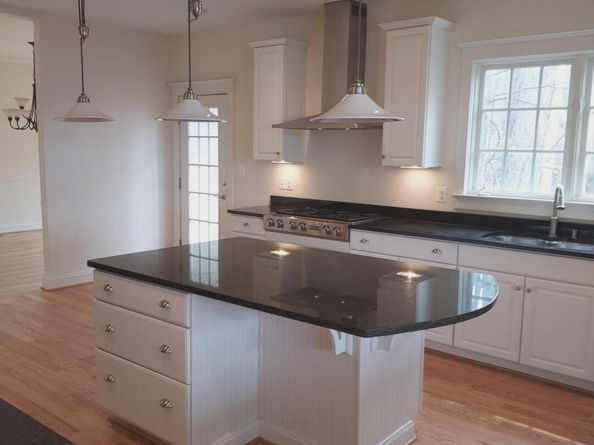 900 28TH Street S, Arlington VA 22202
