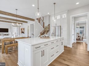 6607 29TH Street N, Arlington VA 22213