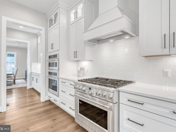 6607 29TH Street N, Arlington VA 22213