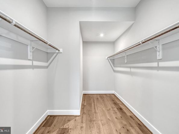 6607 29TH Street N, Arlington VA 22213