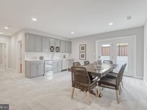 6607 29TH Street N, Arlington VA 22213