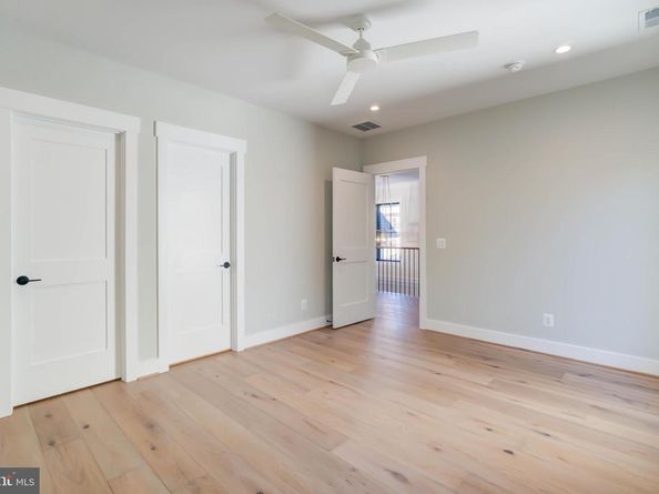 1806 Dumbarton Street, Mclean VA 22101