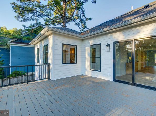 1806 Dumbarton Street, Mclean VA 22101