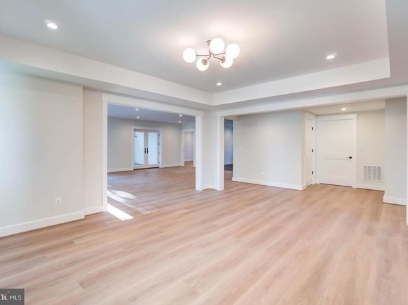 1806 Dumbarton Street, Mclean VA 22101