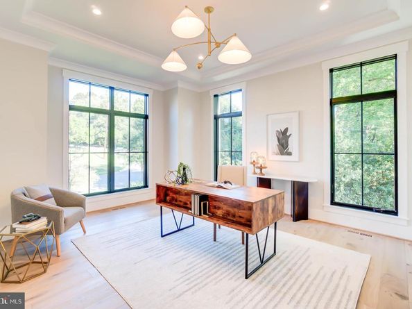 1806 Dumbarton Street, Mclean VA 22101