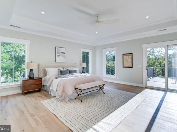 1806 Dumbarton Street, Mclean VA 22101