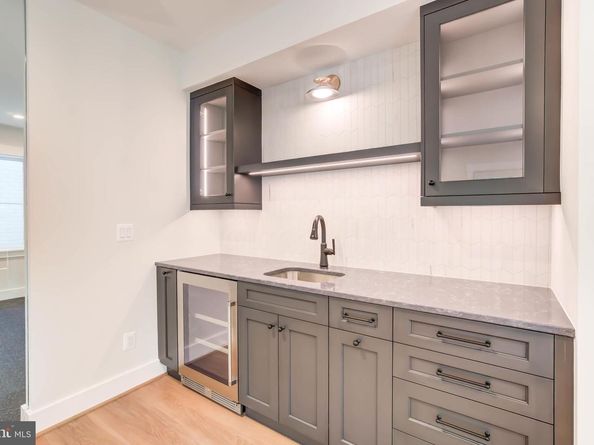 1806 Dumbarton Street, Mclean VA 22101