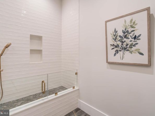 1806 Dumbarton Street, Mclean VA 22101