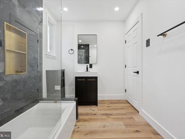 123 Ripka Street, Philadelphia PA 19127