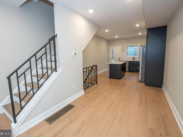 1620 N Randolph Street, Philadelphia PA 19122