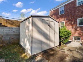2211 32nd Place SE, Washington DC 20020