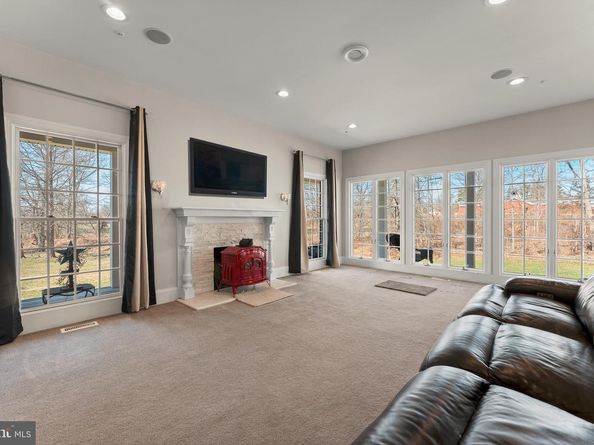 925 Park Avenue, Newtown PA 18940