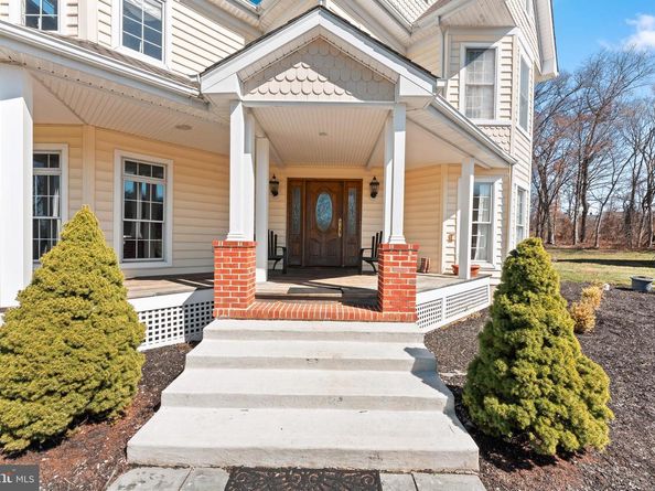 925 Park Avenue, Newtown PA 18940