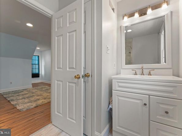 925 Park Avenue, Newtown PA 18940