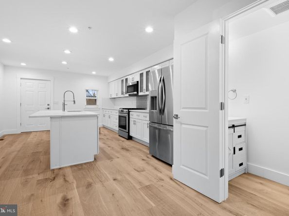 2049 E Letterly Street, Philadelphia PA 19125