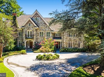 1045 Waverly Road